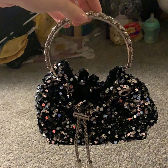 Purse - Picture 3 of 3